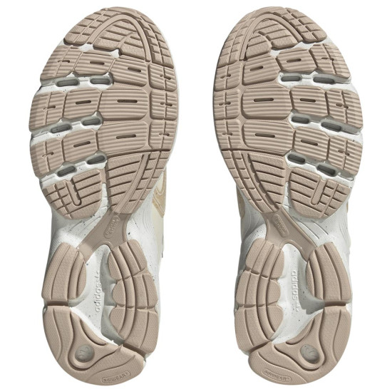 Adidas Astir Her Vegan W